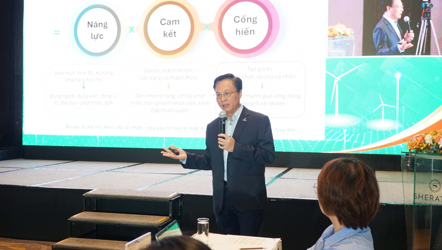 Petrovietnam đẩy mạnh thực hiện chiến lược thu hút và giữ chân nhân tài”
