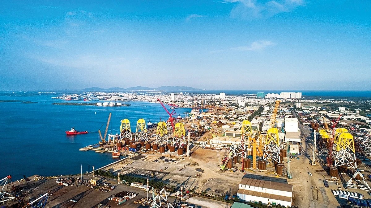 Petrovietnam and the process of forming an industrial and energy hub.