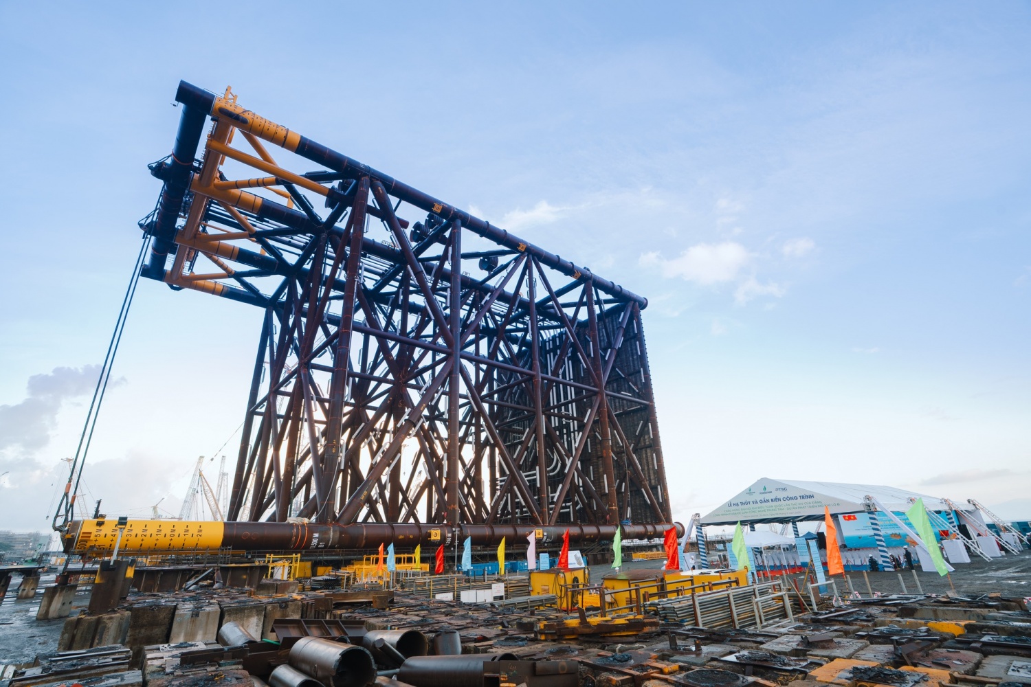 Dịch vụ kỹ thuật chất lượng cao: Mũi nhọn đưa Petrovietnam tiến sâu hơn vào chuỗi giá trị năng lượng toàn cầu”