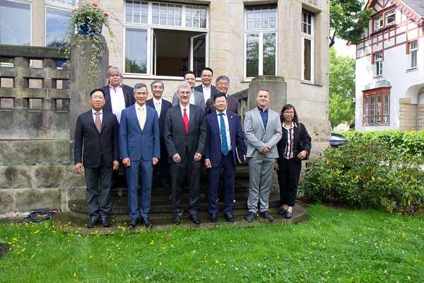 Vietnam - Germany push forward the co-operation in renewable energy field
